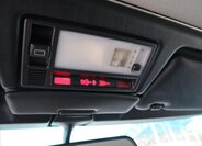 Mercedes-Benz 200 11