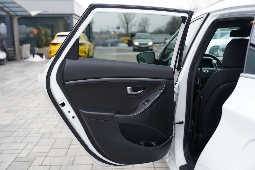 Hyundai i30 Kombi 1,6 l 99 kw