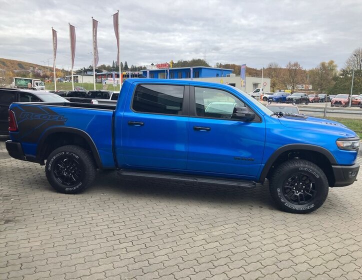 Dodge RAM Pick-up 3,0 l 313 kw