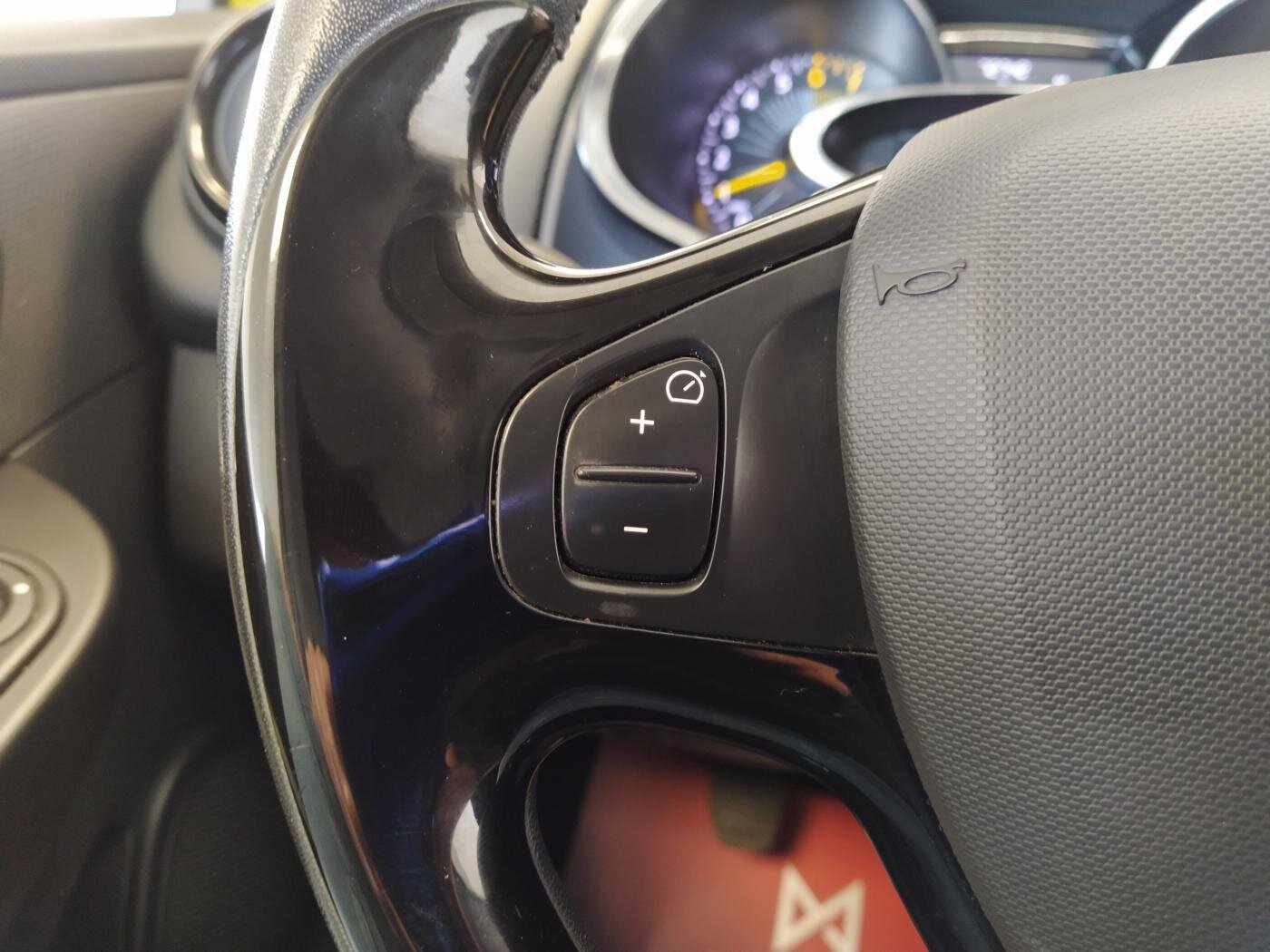 Renault Clio Kombi 898,0 66 kw