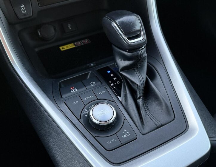 Toyota RAV4 Kombi 2,0 l 129 kw