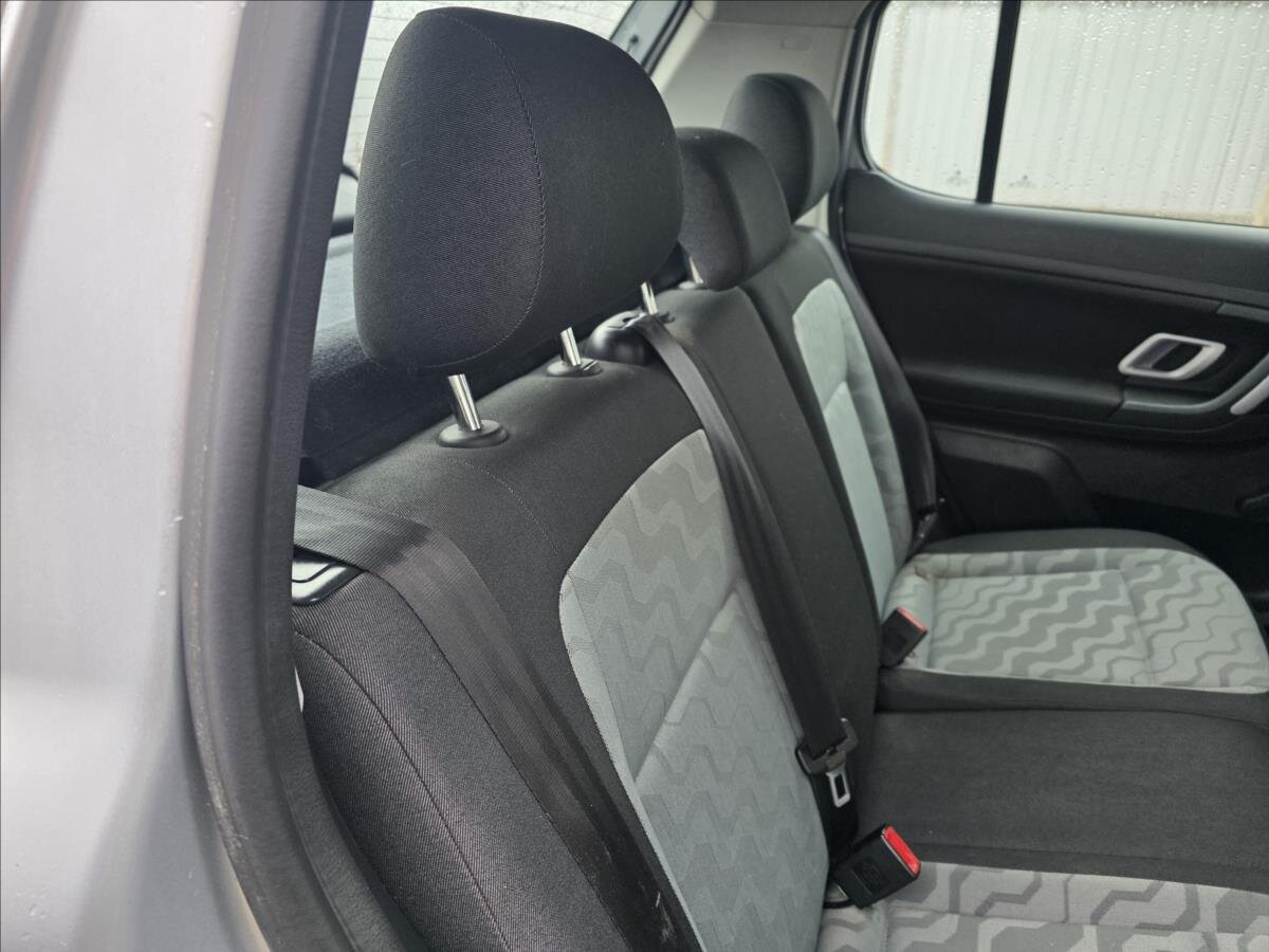 Škoda Fabia Hatchback 1,2 l 44 kw