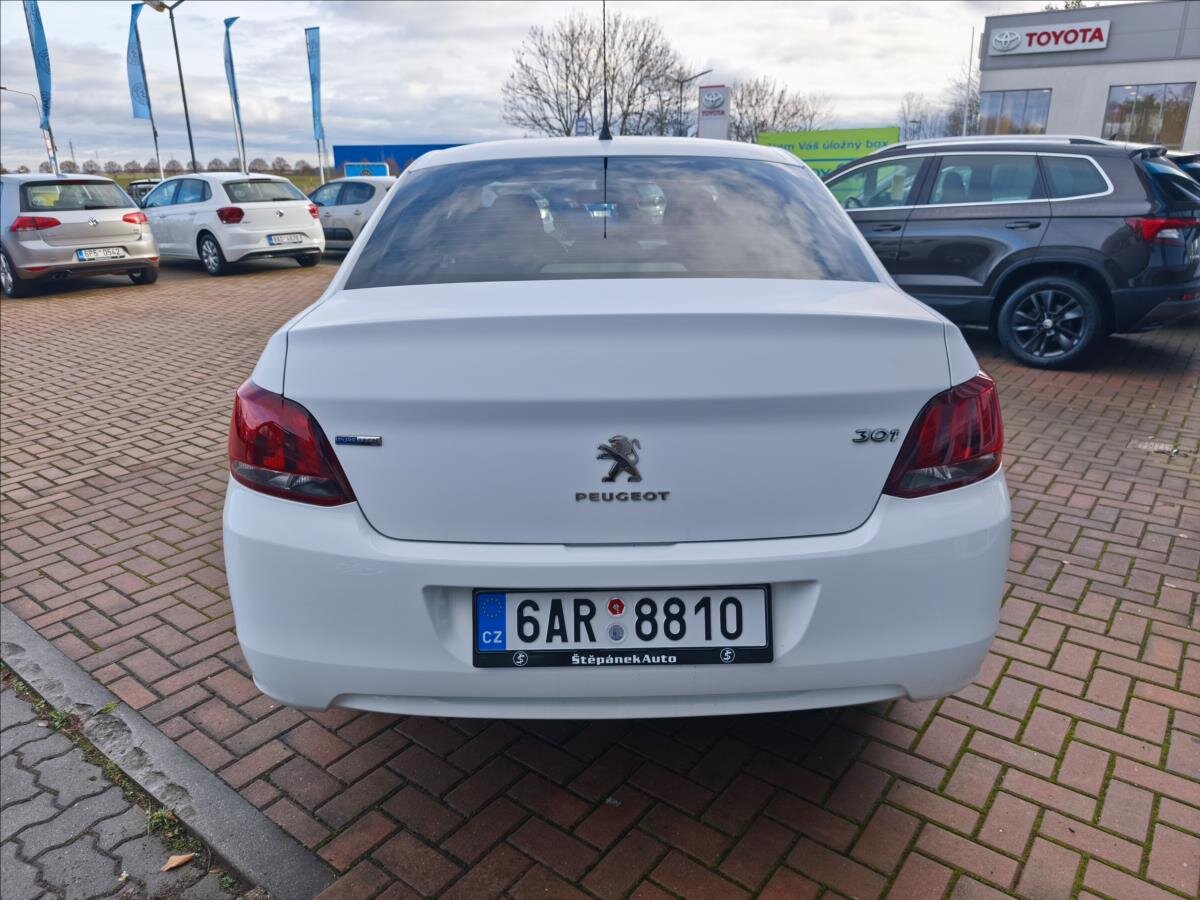 Peugeot 301 Sedan / Limuzína 1,2 l 60 kw