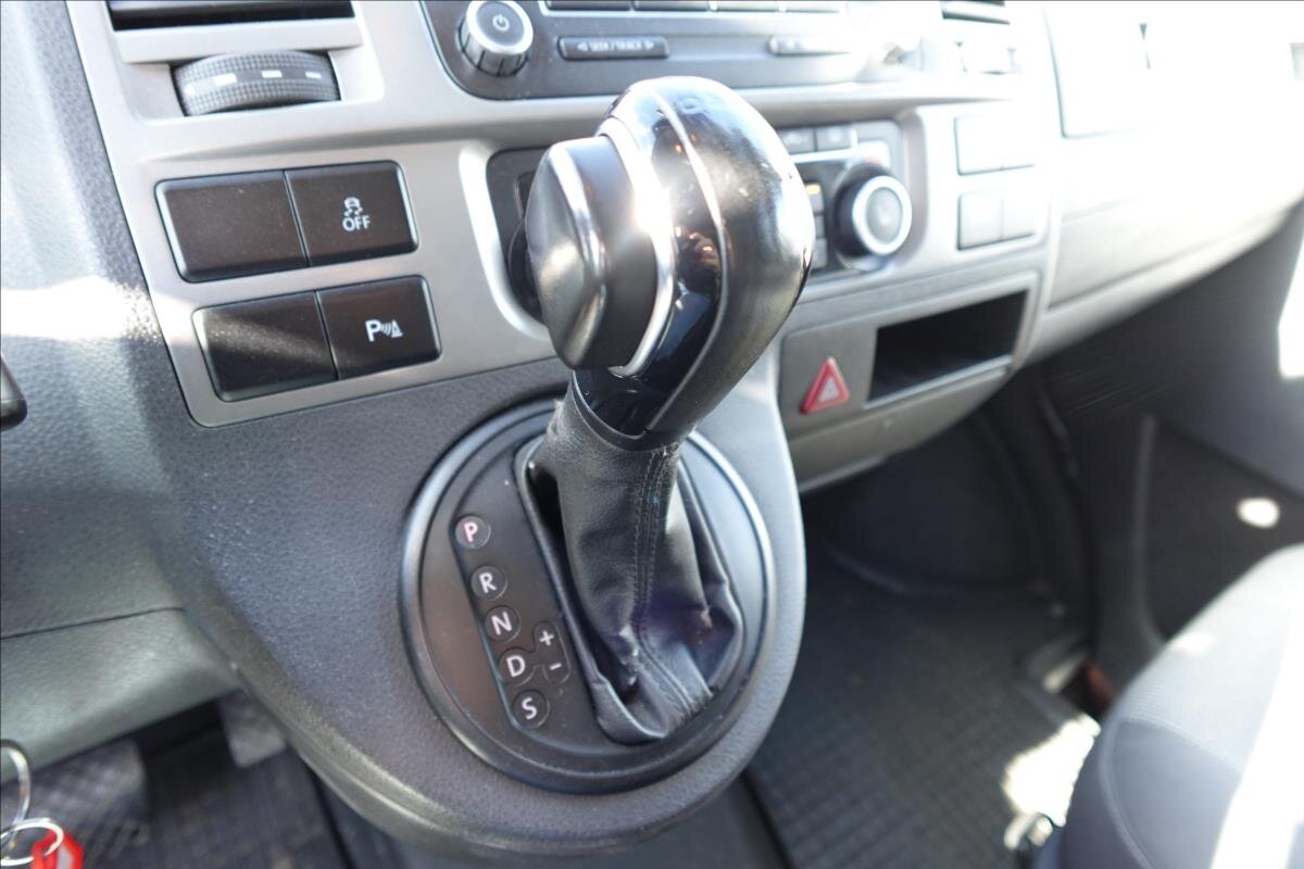 Volkswagen Caravelle Ostatní 2,0 l 132 kw