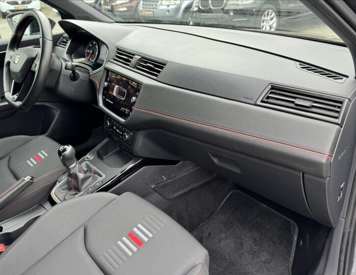 Seat Arona Hatchback 1,6 l 85 kw