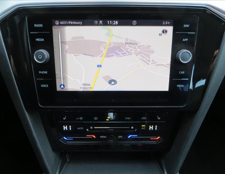 Volkswagen Passat Kombi 1,5 l 110 kw