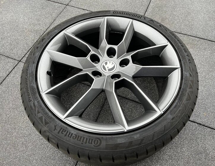 Škoda Octavia Sedan / Limuzína 2,0 l 135 kw