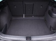 Škoda Karoq SUV 999,0 81 kw