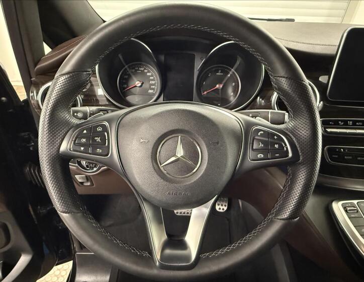 Mercedes-Benz Třídy V 17