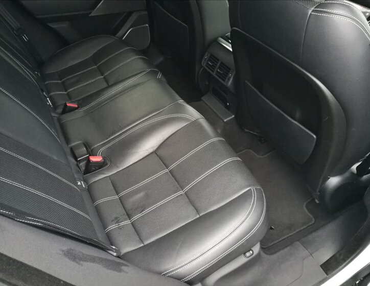 Land Rover Range Rover Velar SUV / Terénní 3,0 l 221 kw