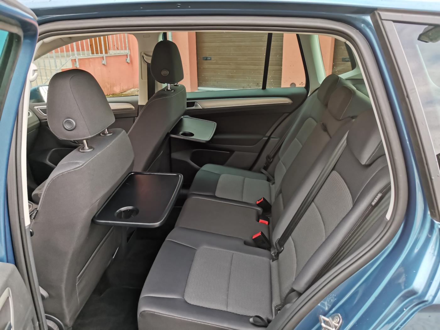 Volkswagen Golf Sportsvan Kombi 1,2 l 63 kw