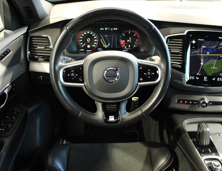 Volvo XC90 SUV / Terénní 2,0 l 173 kw