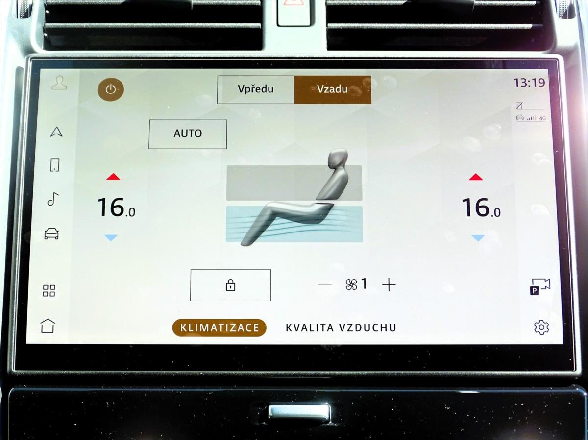 Land Rover Discovery SUV / Terénní 3,0 l 184 kw