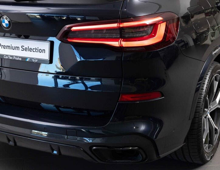 BMW X5 SUV / Terénní 3,0 l 250 kw