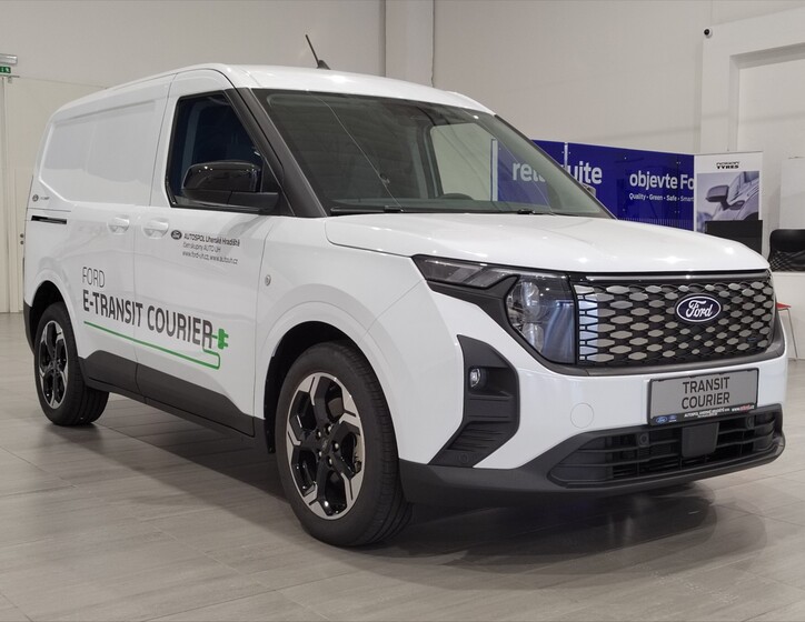 Ford Transit Courier 3