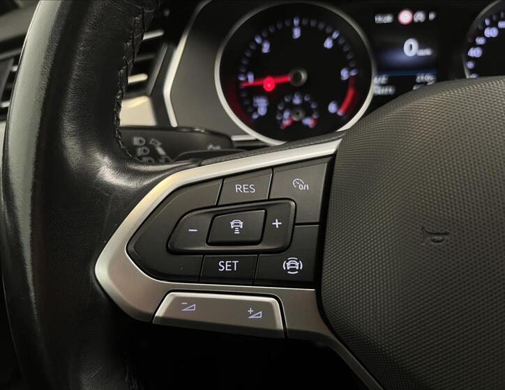 Volkswagen Passat 18