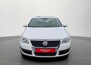 Volkswagen Passat Sedan / Limuzína 2,0 l 147 kw