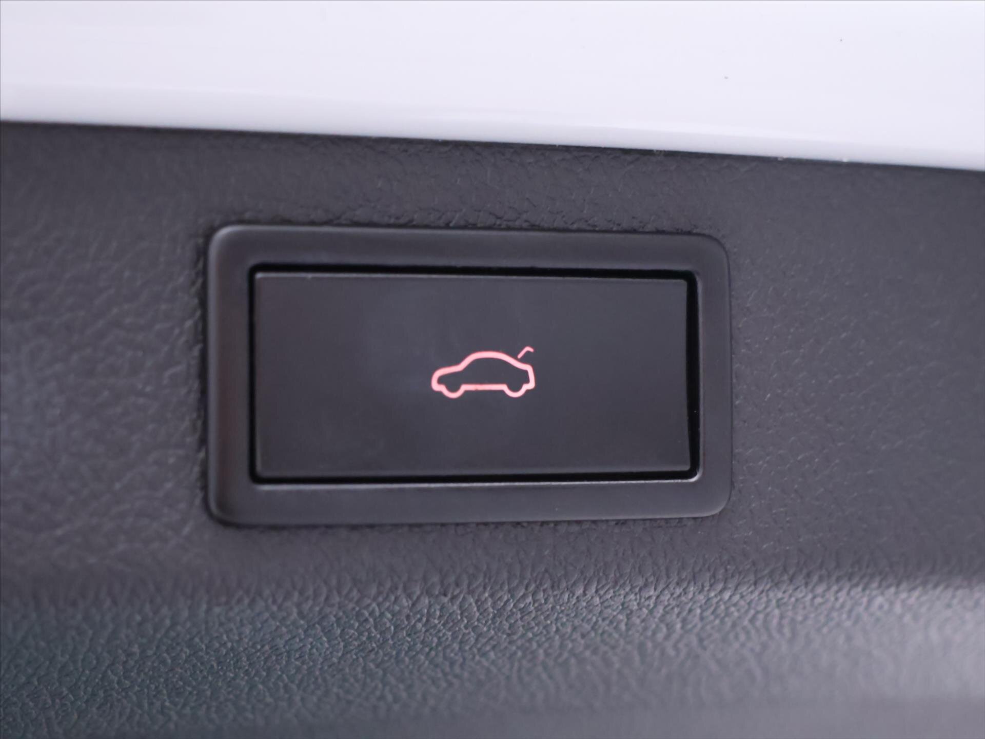 Škoda Superb Kombi 2,0 l 140 kw