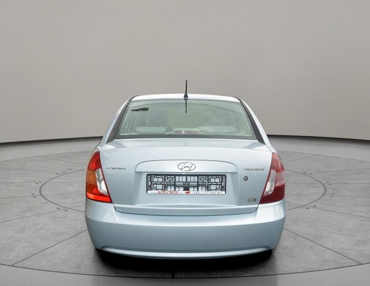 Hyundai Accent Hatchback 1,5 l 81 kw