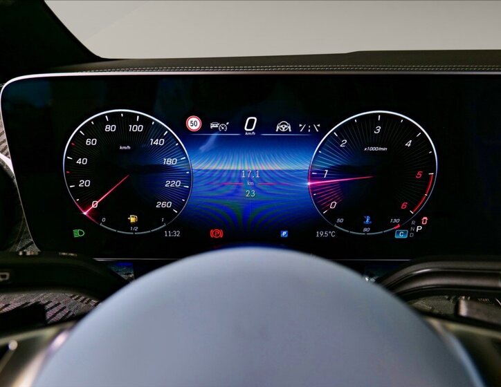 Mercedes-Benz Třídy V VAN-Minibus 2,0 l 174 kw