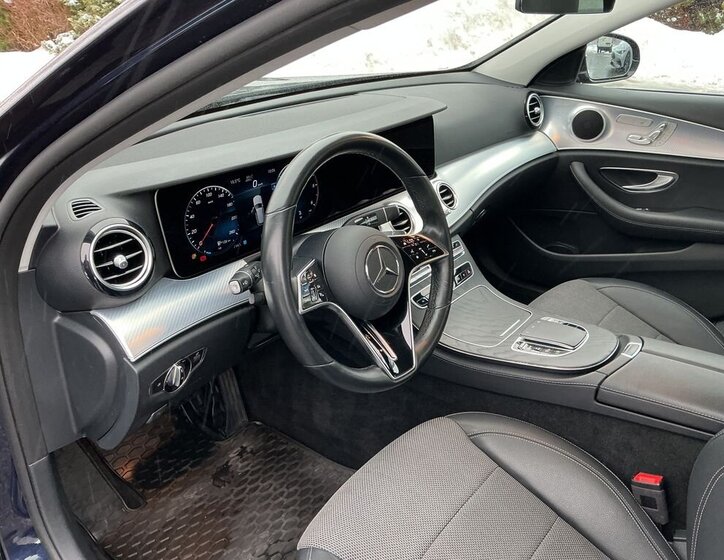 Mercedes-Benz Třídy E Kombi 2,0 l 143 kw