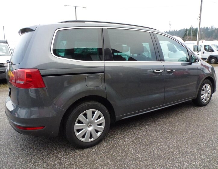Volkswagen Sharan Kombi 2,0 l 125 kw