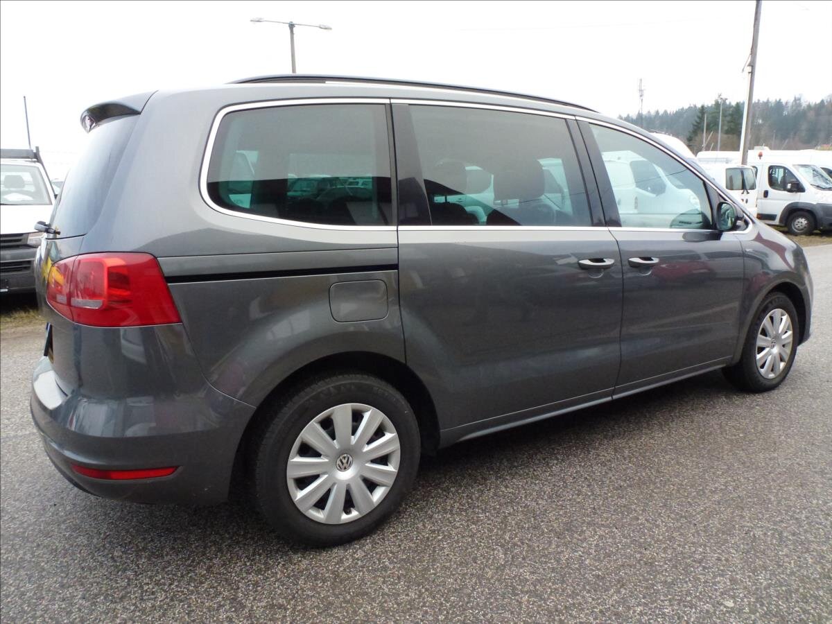 Volkswagen Sharan Kombi 2,0 l 125 kw