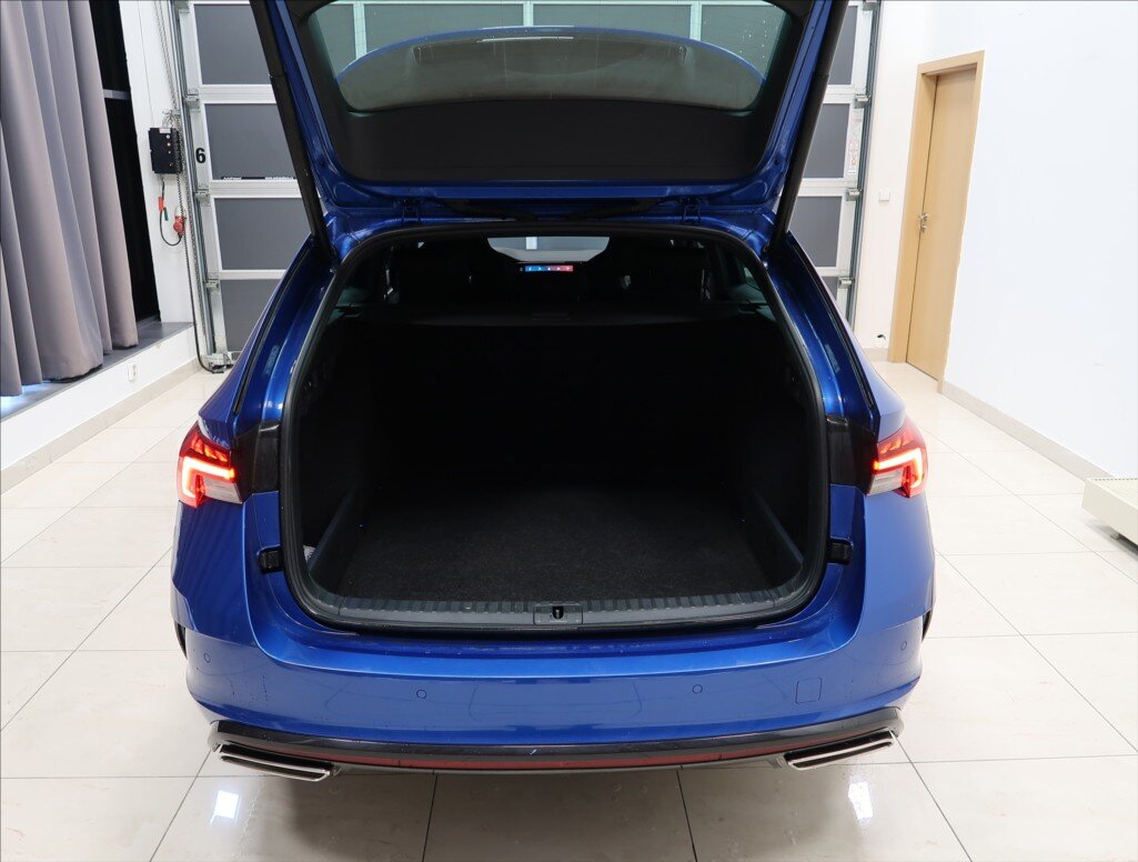 Škoda Octavia Kombi 2,0 l 180 kw