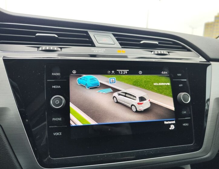 Volkswagen Touran MPV 1,5 l 110 kw