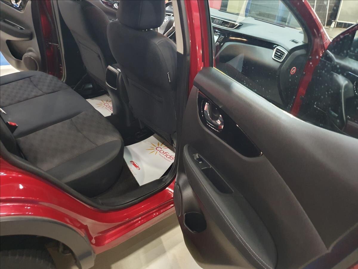 Nissan Qashqai SUV 1,6 l 96 kw