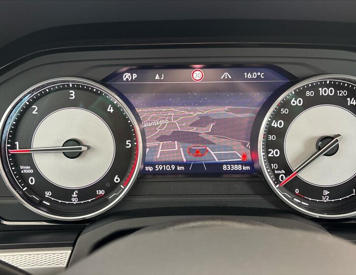 Volkswagen Touareg SUV / Terénní 3,0 l 170 kw