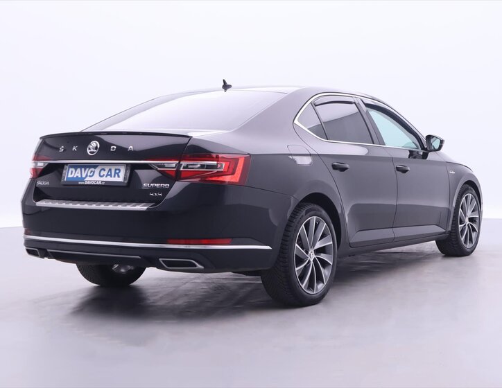 Škoda Superb Liftback 2,0 l 140 kw
