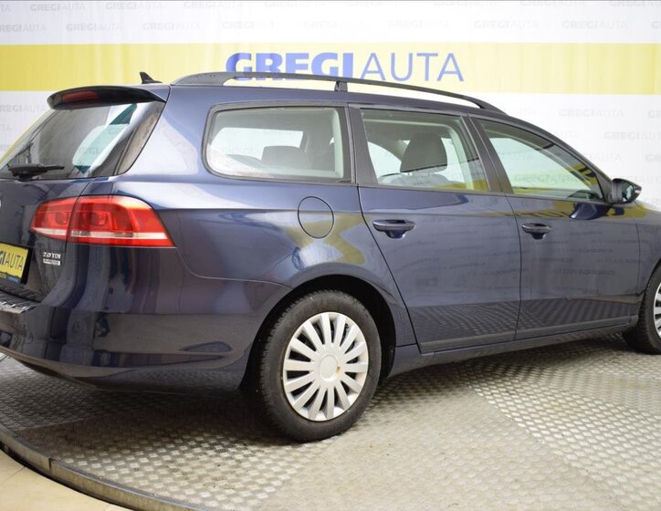 Volkswagen Passat Kombi 2,0 l 103 kw