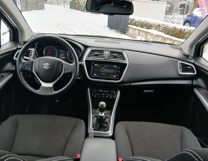 Suzuki SX4 S-Cross SUV 1,4 l 95 kw