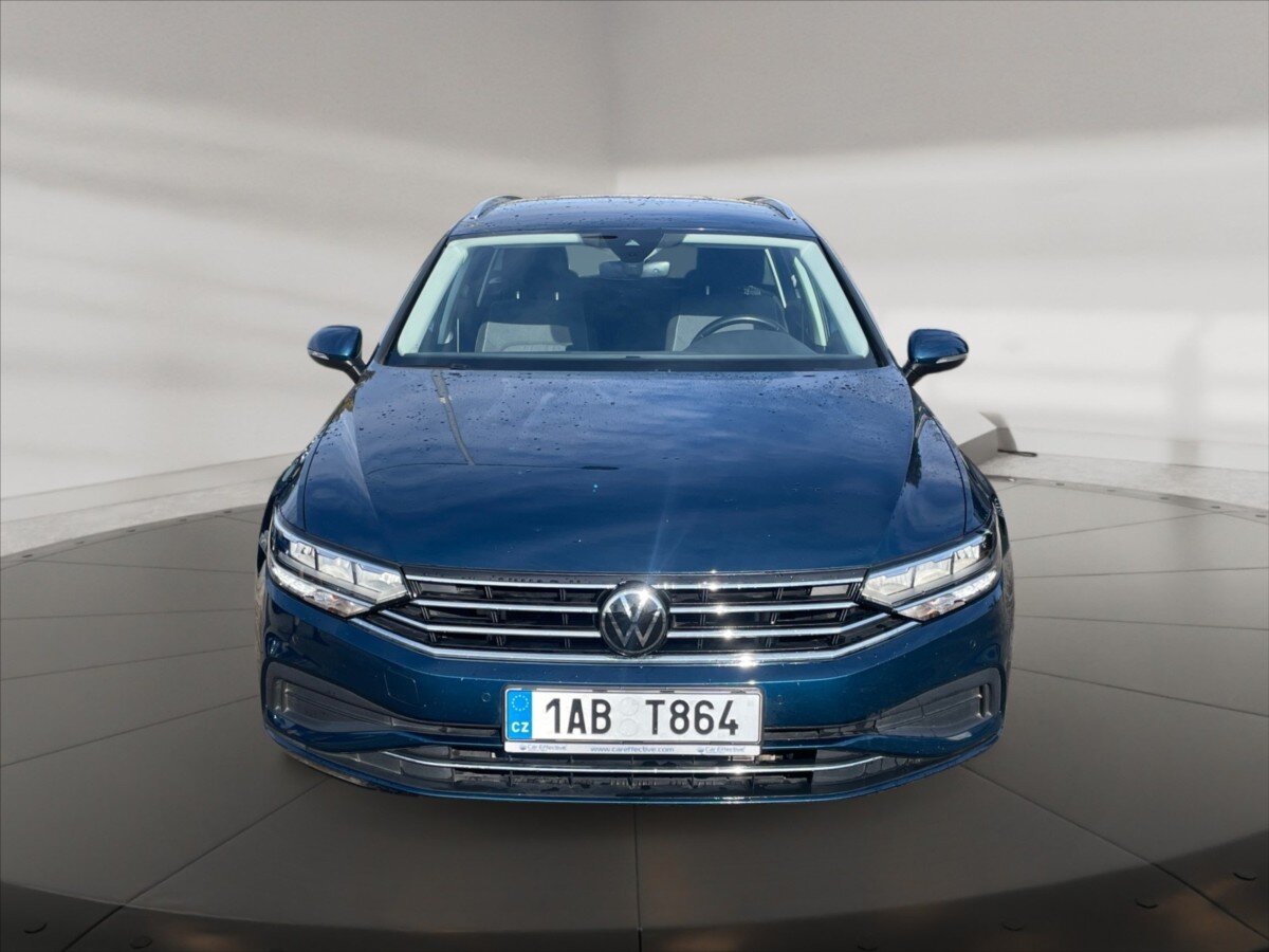 Volkswagen Passat Kombi 1,5 l 110 kw