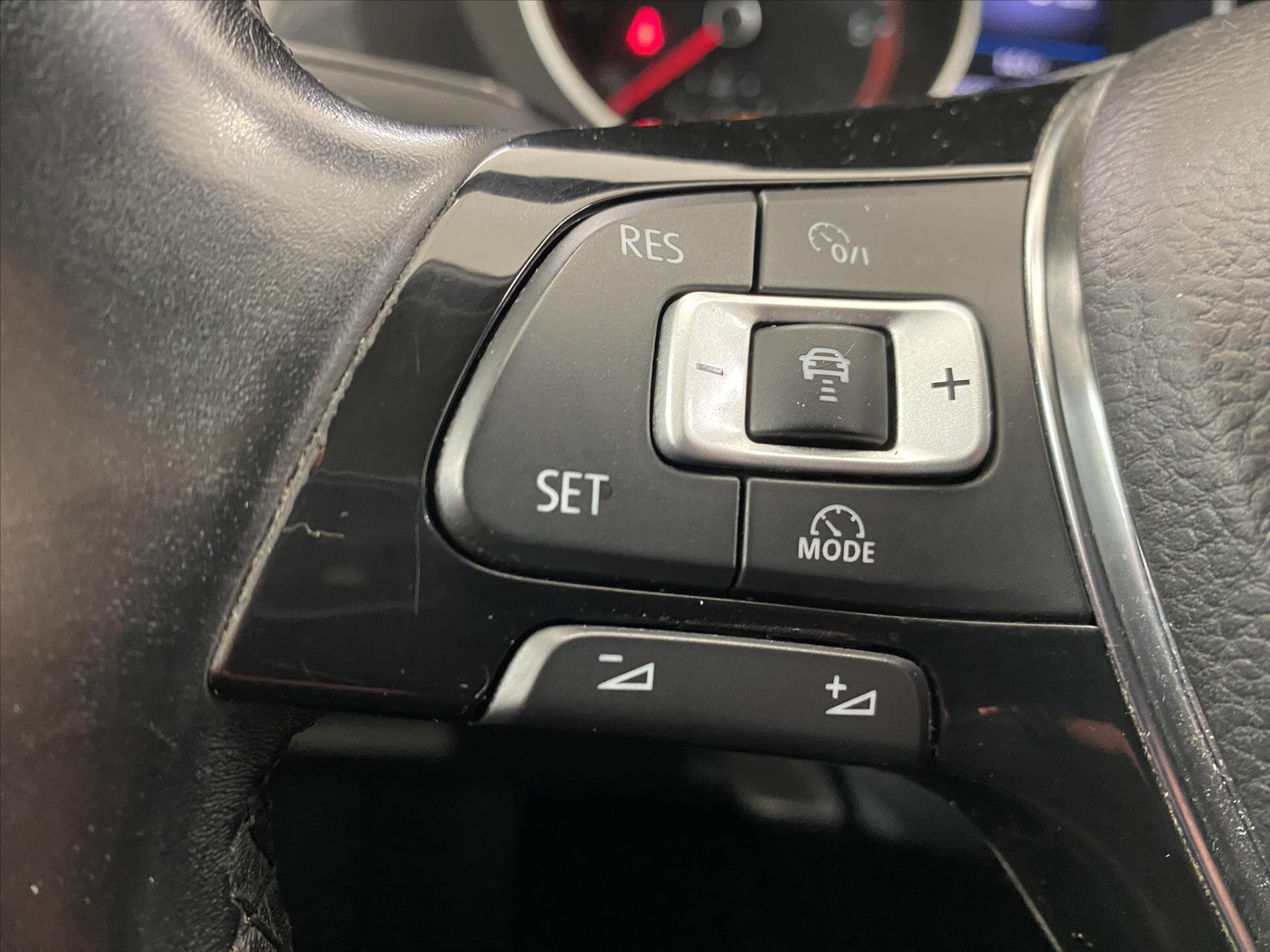 Volkswagen Tiguan Kombi 2,0 l 110 kw