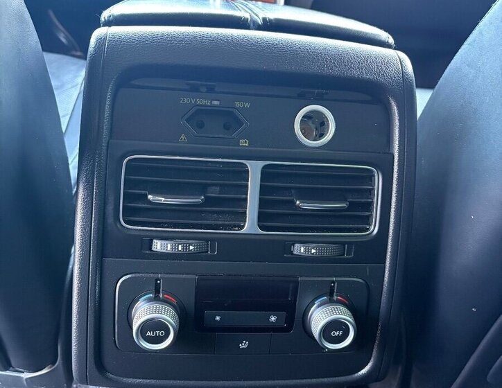 Volkswagen Touareg SUV / Terénní 0,0 193 kw