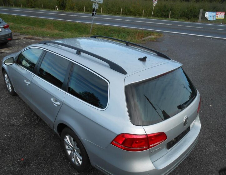 Volkswagen Passat Kombi 1,6 l 77 kw