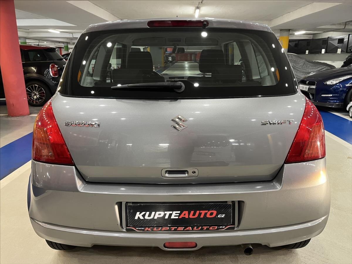 Suzuki Swift Hatchback 1,3 l 67 kw
