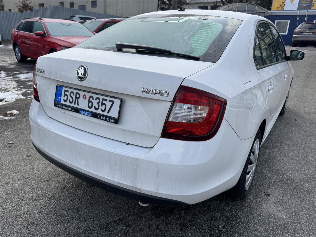 Škoda Rapid Hatchback 999,0 70 kw