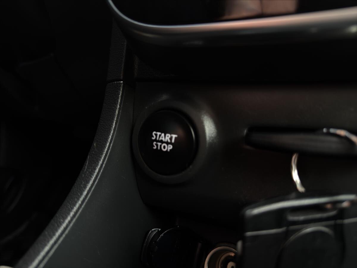 Renault Clio Kombi 898,0 56 kw