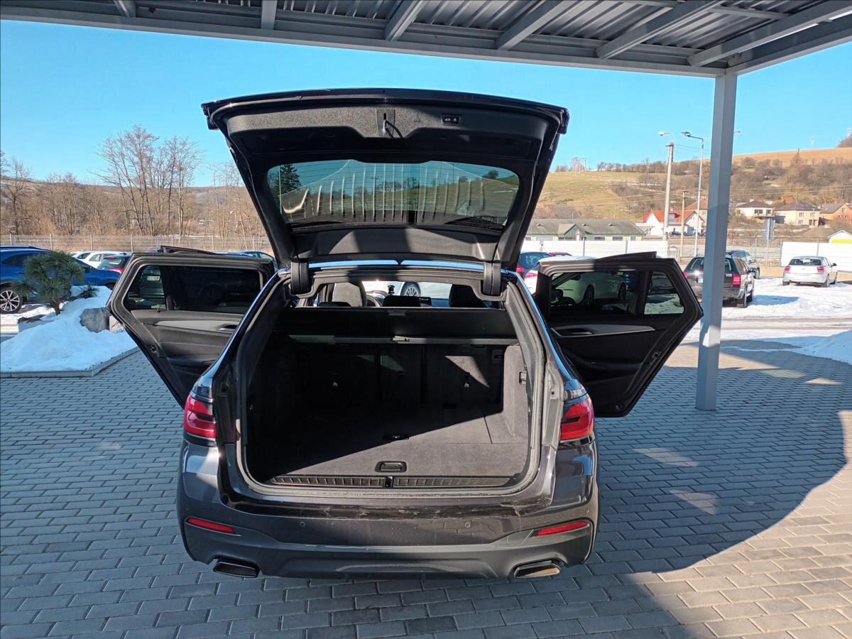 BMW Řada 5 Kombi 2,0 l 140 kw