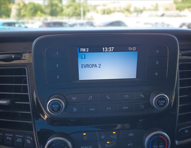 Ford Tourneo Custom VAN / Minibus 2,0 l 96 kw