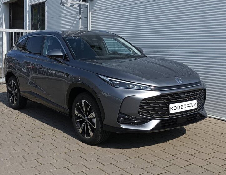 MG HS SUV / Terénní 1,5 l 125 kw