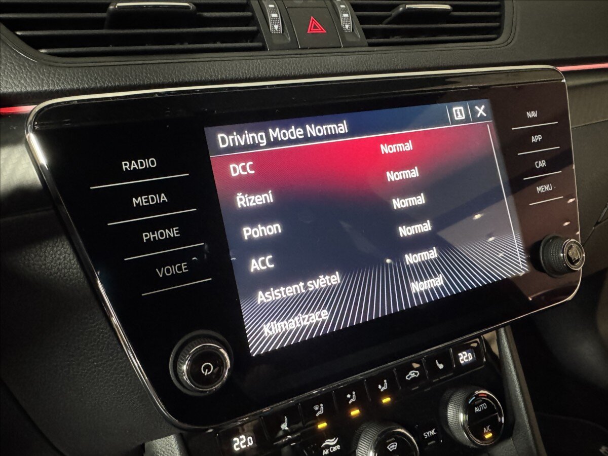 Škoda Superb Kombi 1,5 l 110 kw