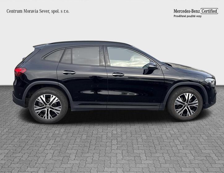 Mercedes-Benz GLA 6