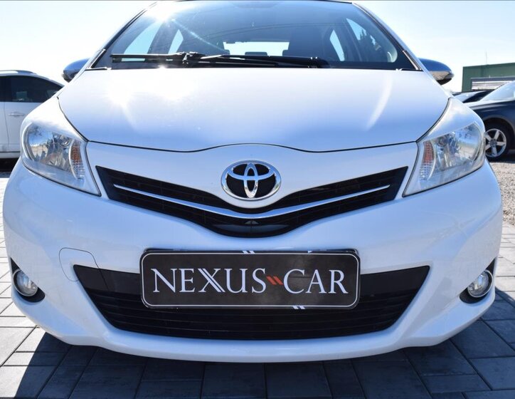 Toyota Yaris Hatchback 998,0 51 kw
