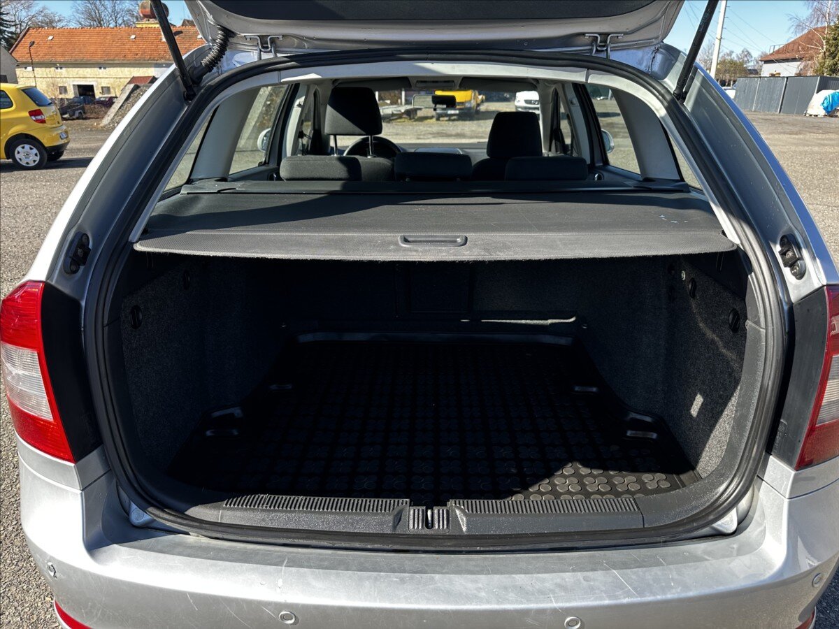 Škoda Octavia Kombi 1,6 l 77 kw