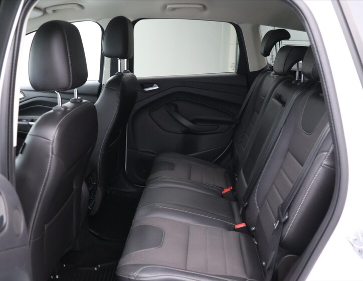 Ford Kuga SUV / Terénní 2,0 l 132 kw