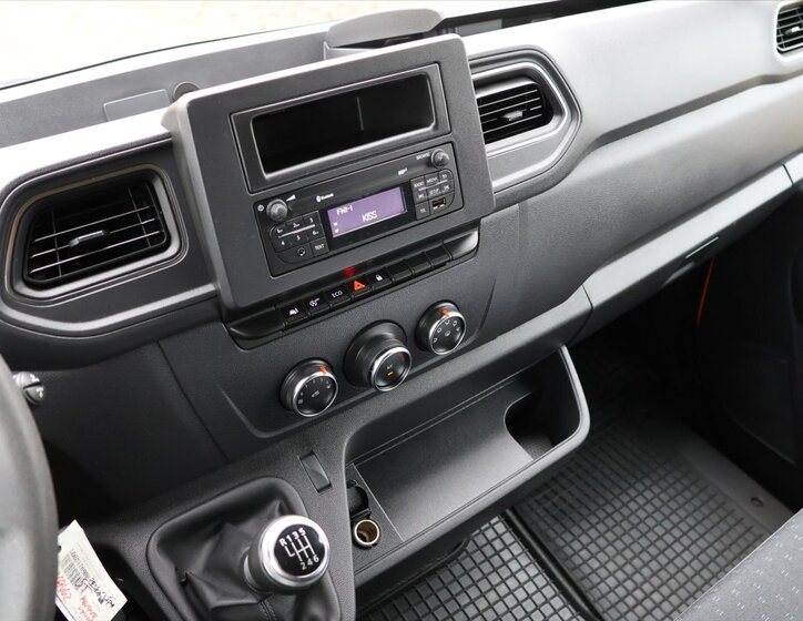 Opel Movano Valník 2,3 l 110 kw